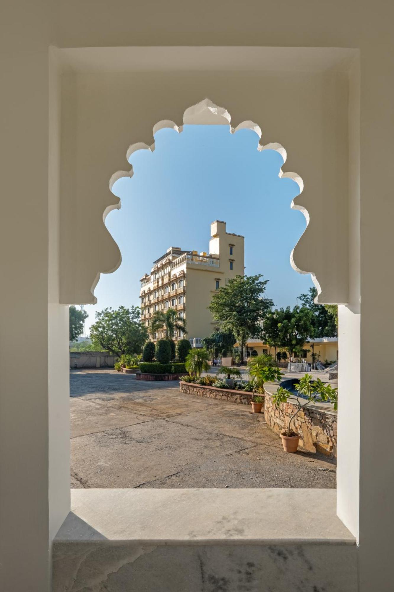 Sterling Balicha Udaipur Hotell Eksteriør bilde