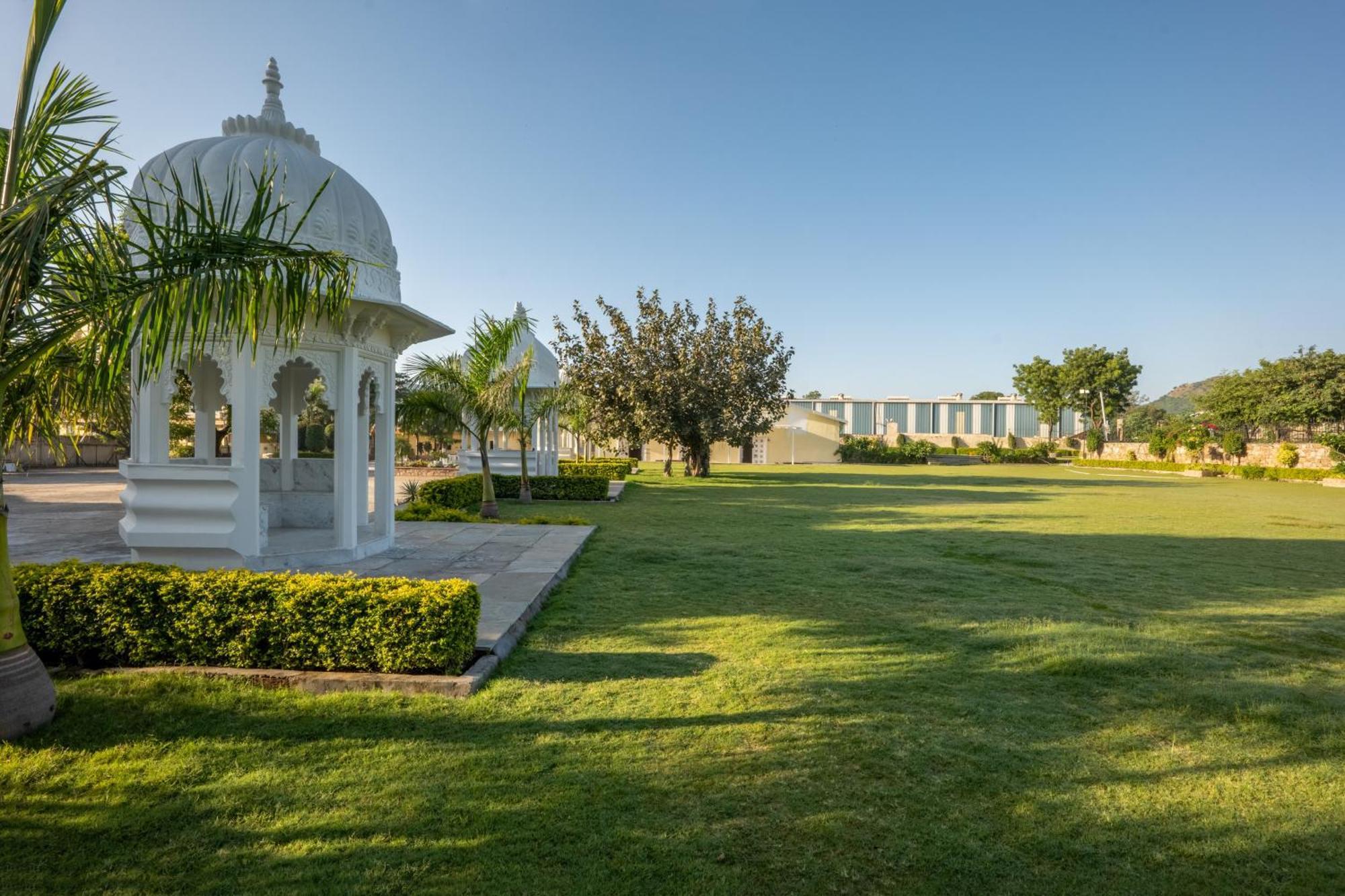Sterling Balicha Udaipur Hotell Eksteriør bilde